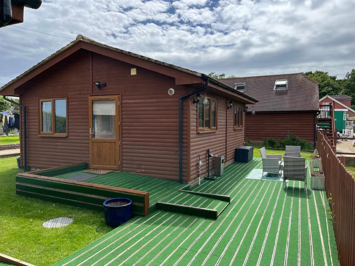 Oak Valley Lodges & Camping Pett Εξωτερικό φωτογραφία