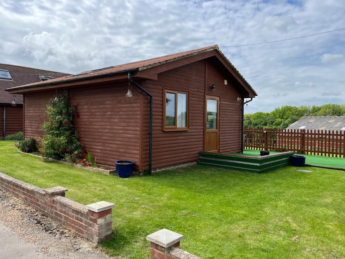 Oak Valley Lodges & Camping Pett Εξωτερικό φωτογραφία