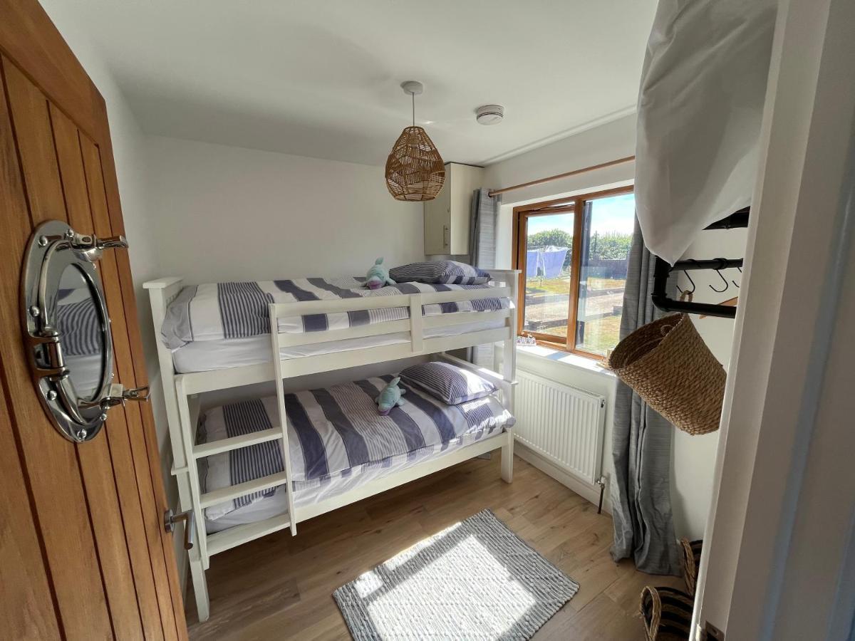 Oak Valley Lodges & Camping Pett Εξωτερικό φωτογραφία